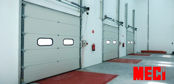 Cửa cuốn nhanh trượt trần lắp trong nhà máy