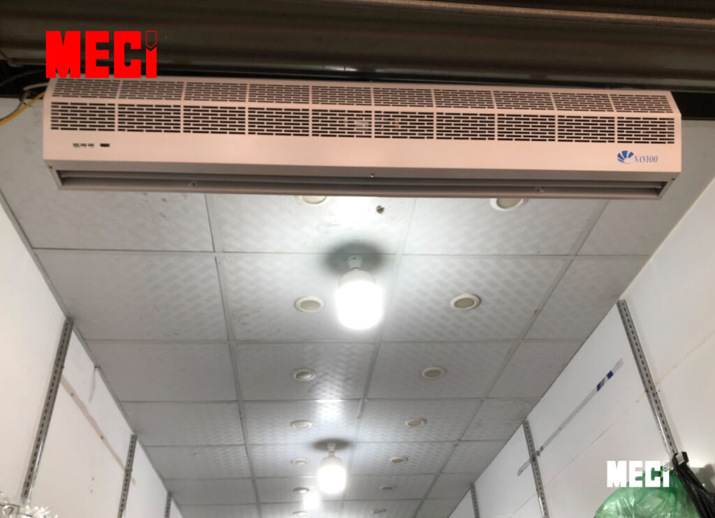 Quạt chắn gió Nanyoo