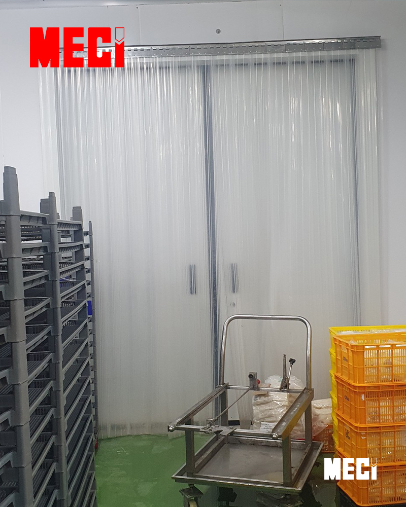 Rèm ngăn kho lạnh lưu trữ hàng hóa