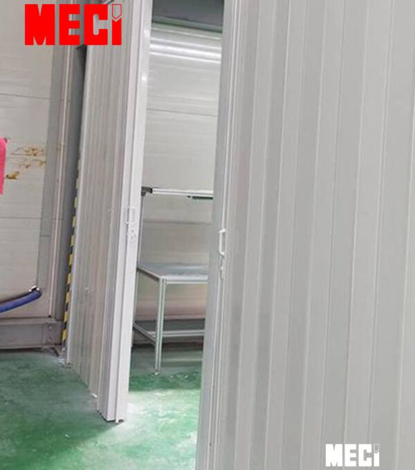 Vách Xếp Nhựa Lắp Tại KCN Vân Trung, Bắc Giang
