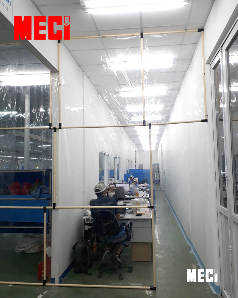 Vách ngăn vị trí bàn làm việc cách ly