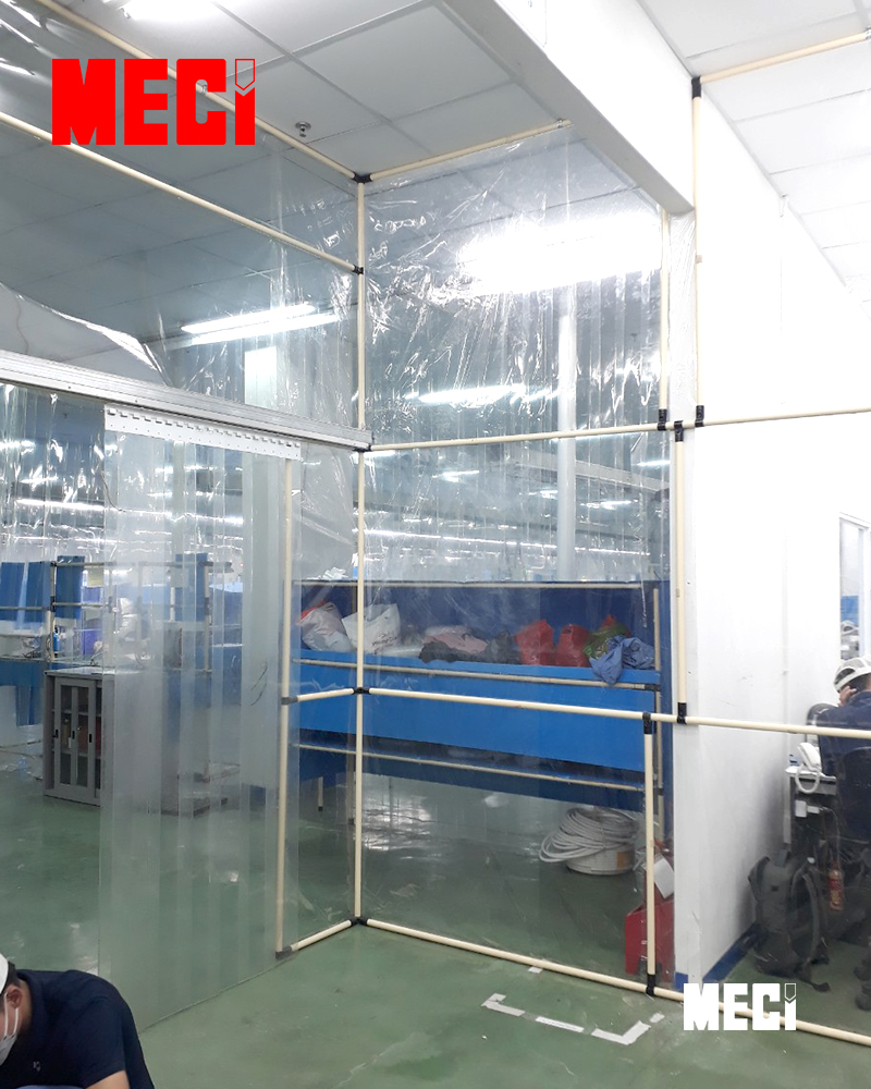 Chất liệu nhựa trong không cản trở tầm nhìn