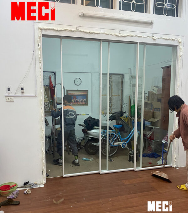 Lắp Đặt Cửa Nhôm Kính Trượt Slim Tại Gia Lâm