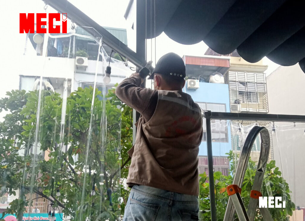 Lắp đặt rèm nhựa pvc