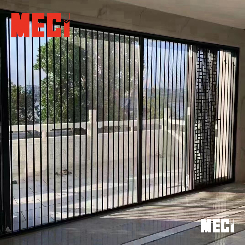 Vách nhựa xếp trong suốt