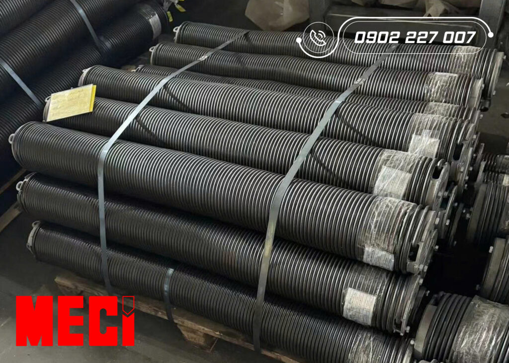 Lò xo sử dụng cho cửa cuốn