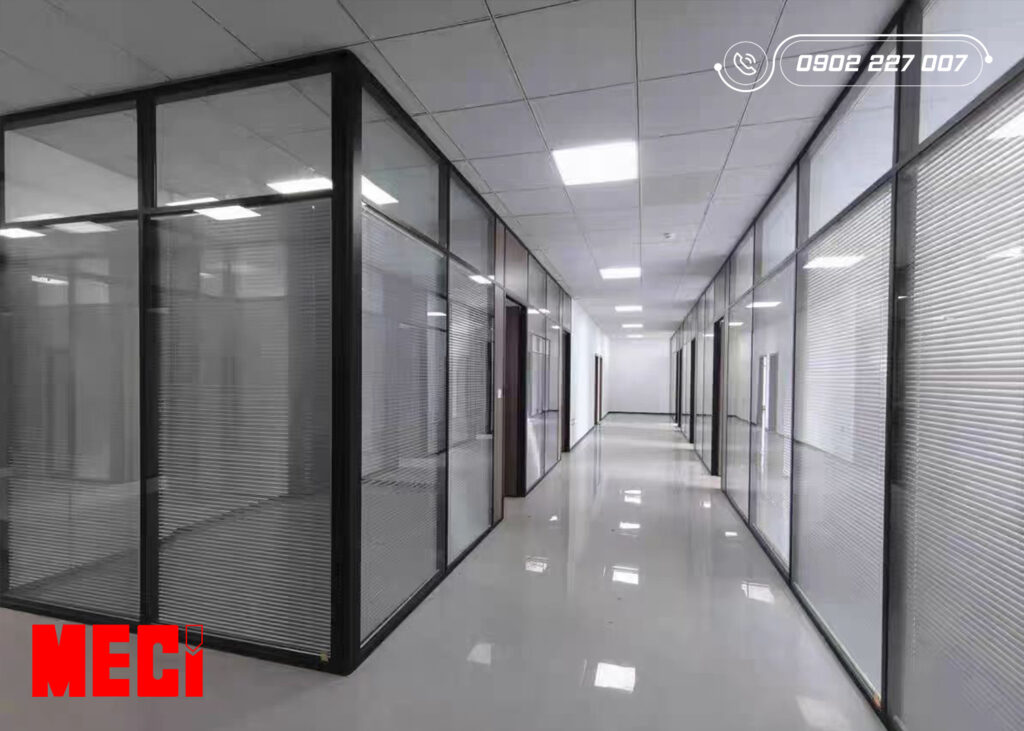 Có thể sử dụng kết hợp nhiều loại kính